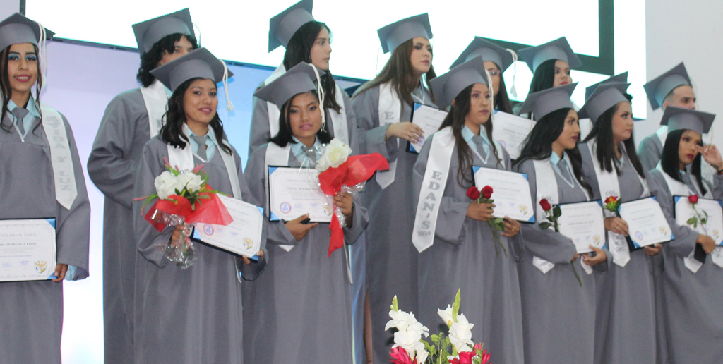 Bolivia Girls Grads 1024x516